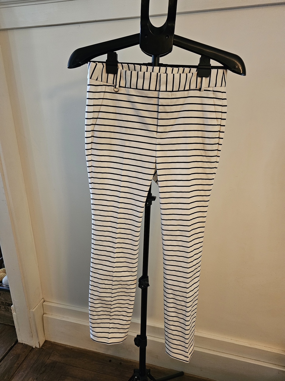 Zara White and Navy Striped Kids Leggings